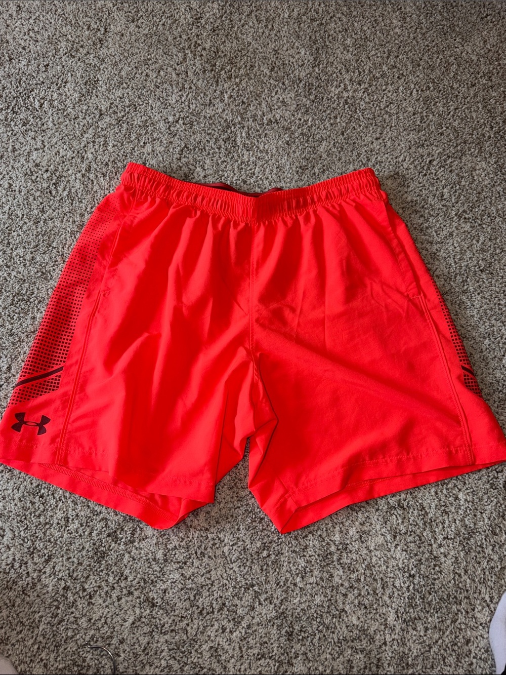 Under Armour Men’s XL Neon Red Athletic Shorts – 34” Waist